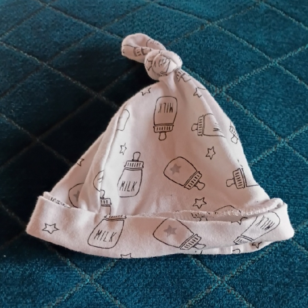 Others Follow Milk Bottle Patterned Baby Hat